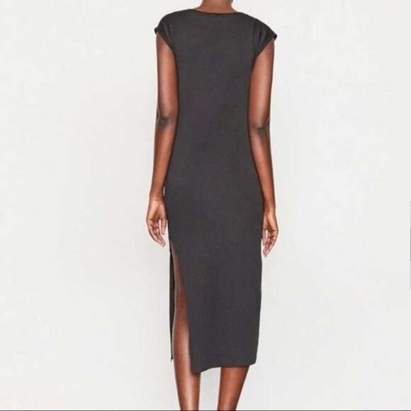 FRAME Le Muscle Maxi-Dress - Picture 2 of 12